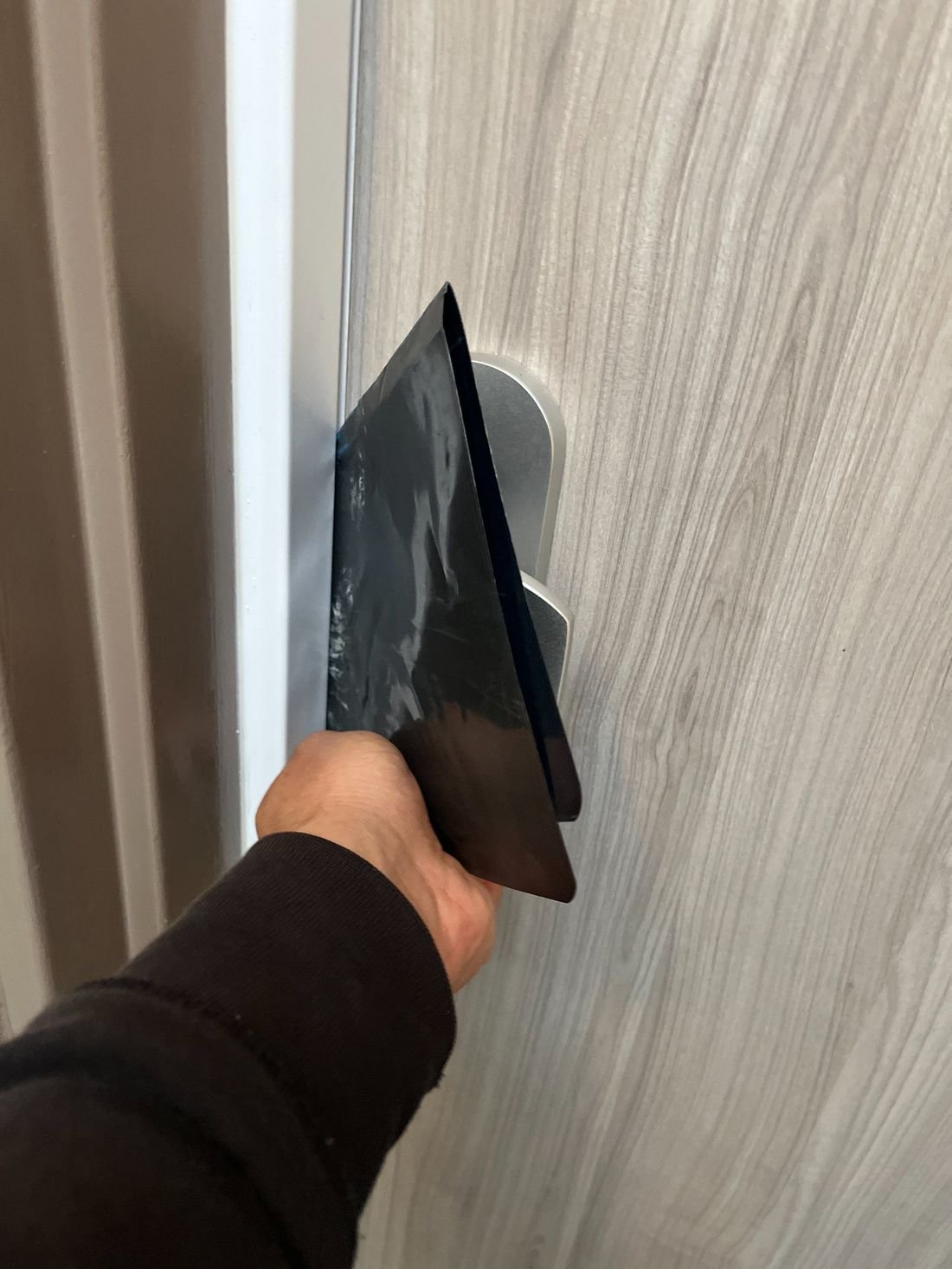 Emergency locksmith in Châtenay-en-France – Serrurier Locksmith Paris